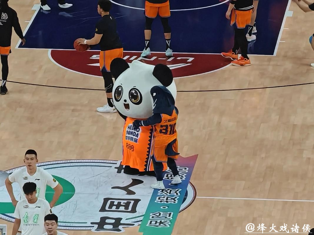 新民体育丨大鲨鱼迎来福音? 新民体育丨大鲨鱼迎来福音?