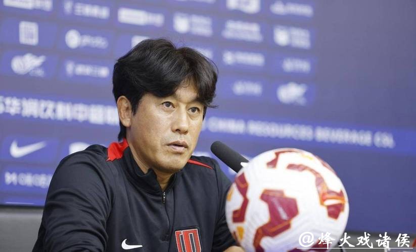 徐正源离任风波中，成都蓉城三大核心留队真相，俱乐部如何稳军心